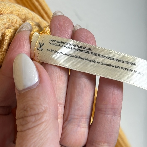 Free People One Cropped Interlaken Top Yellow Size Small - Picture 4 of 7